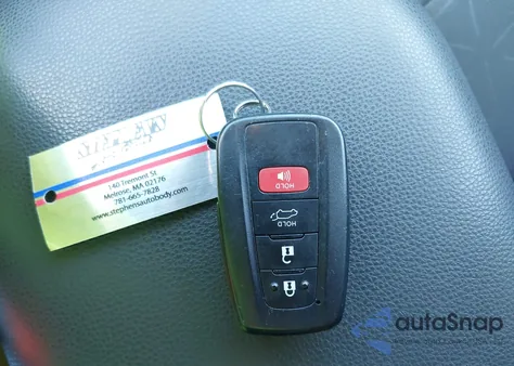 2022 Toyota Rav4 Hybrid Xle из США, поврежденный, VIN JTMRWRFV1ND145321